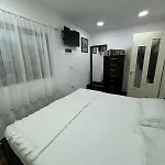Elpolonix Hotel